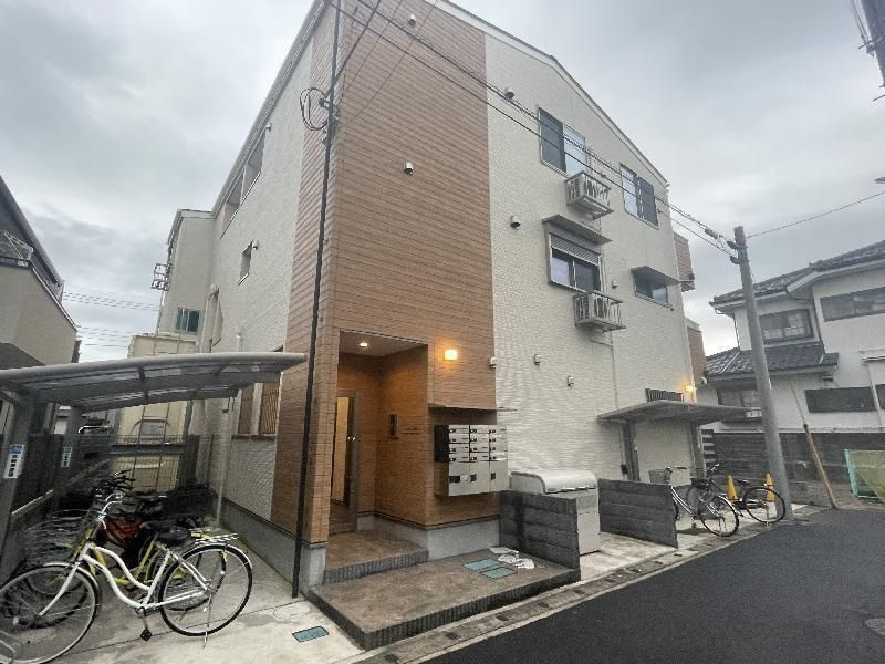 ベストステージ谷塚南の外観