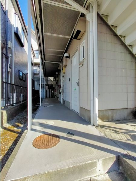 グランメゾン東大宮のエントランス