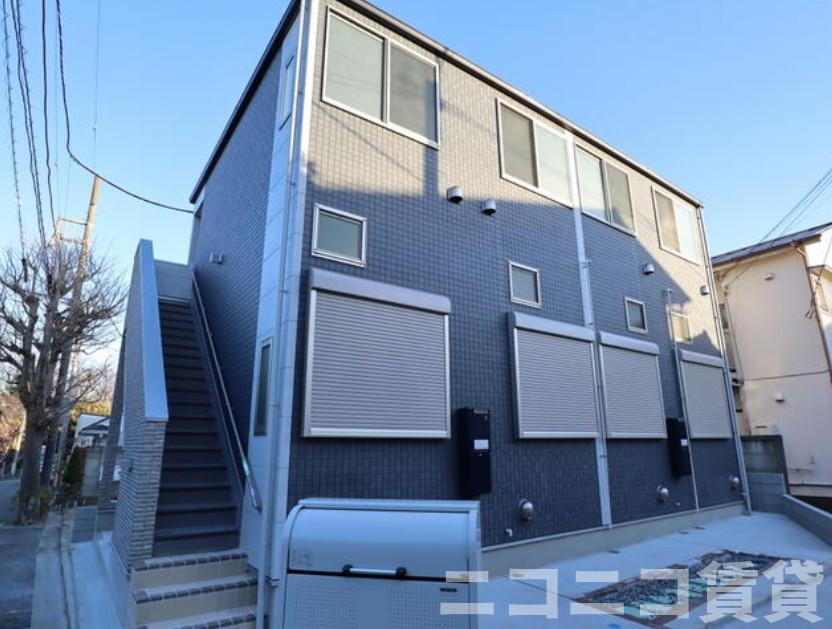横浜市港北区綱島西１丁目のアパートの外観
