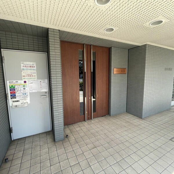 アレグレット掃部宿のエントランス