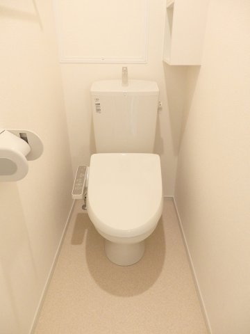 ラ・プラージュのトイレ|清潔感のあるトイレです