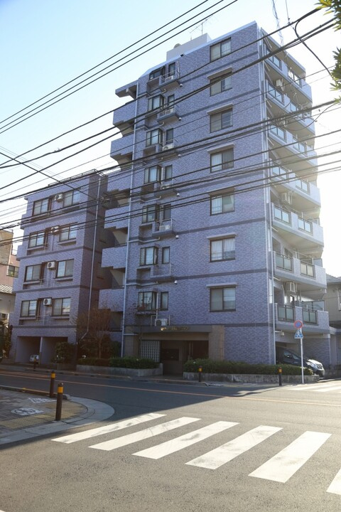 セザール平和台ガーデンの外観|平成９年築の耐震基準適合マンション、セザール平和台ガーデンは即日現地案内可能となっておりますので、お気軽にお問い合わせください！