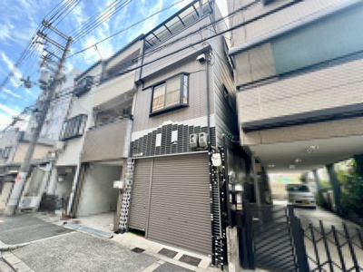 【外観】 | 杭全１丁目　中古一戸建 | 現地見学当日から承っております♪現地周辺の環境や、駅までの道のりなど周辺環境も合わせてご確認いただき、ぜひご検討ください！