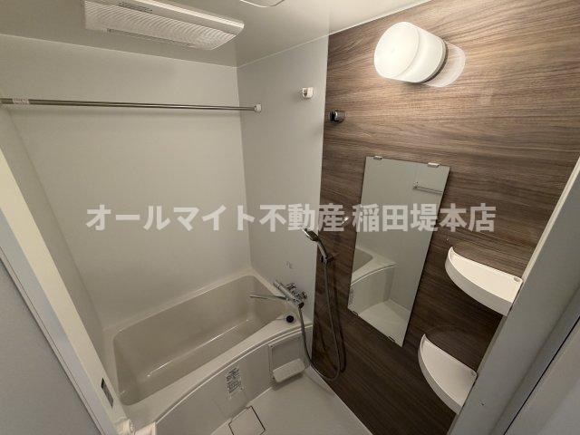 狛江市岩戸北４丁目の賃貸マンションの浴室