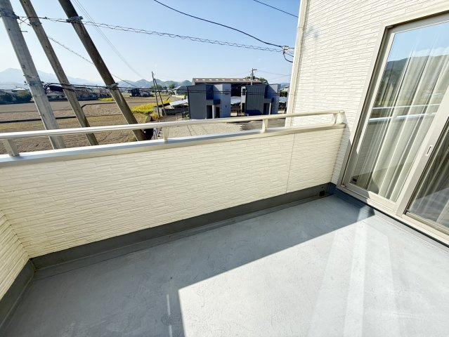 宝田町4号地　建売住宅のバルコニー