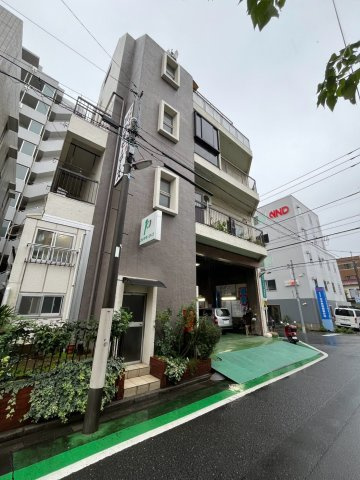 小平ビルの外観|外観は落ち着いています