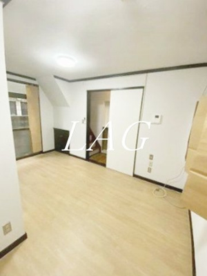 【居間・リビング】 | 大森西5丁目戸建 | 洋室のお部屋です。