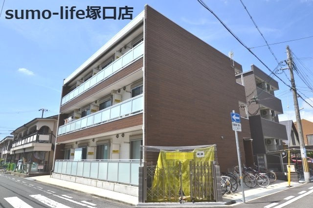 リブリ・リヴェール南七松町の外観