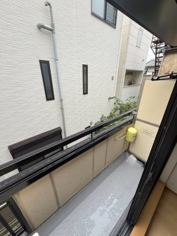 ヴィル・ネギシのバルコニー