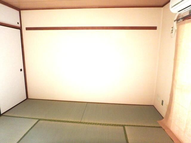 ハイツ萩の和室