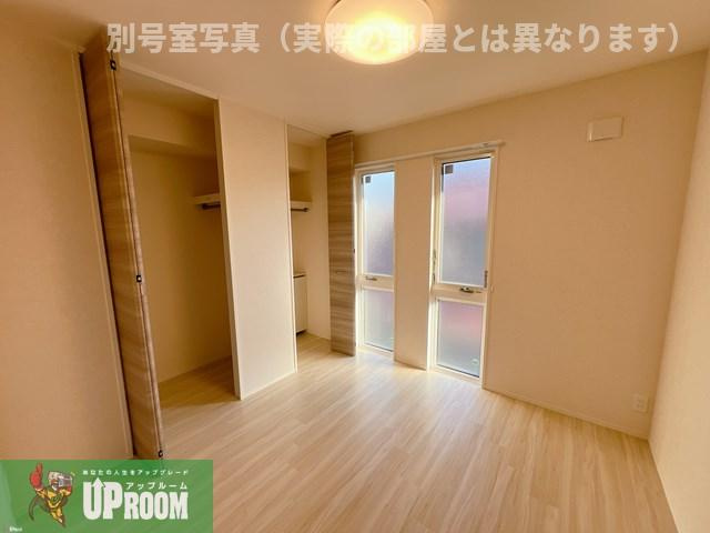 プリメーラ WESTの居間・リビング