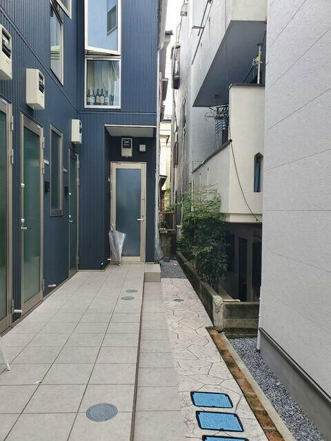 たすきＣＲＡＳＳＯ武蔵小山のエントランス|落ち着いたエントランスです