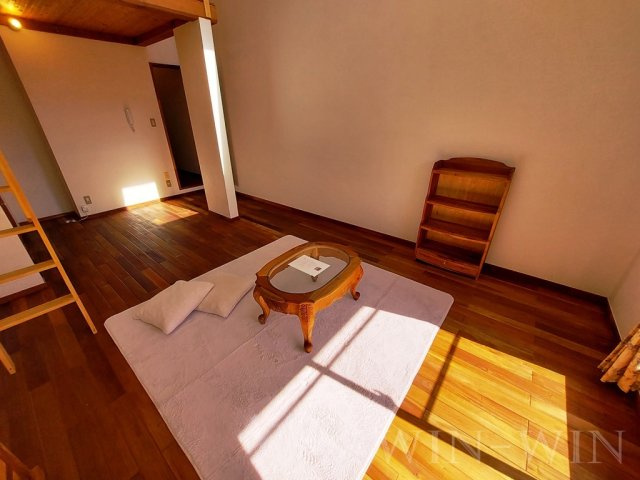 セザンヌ原町の居間・リビング