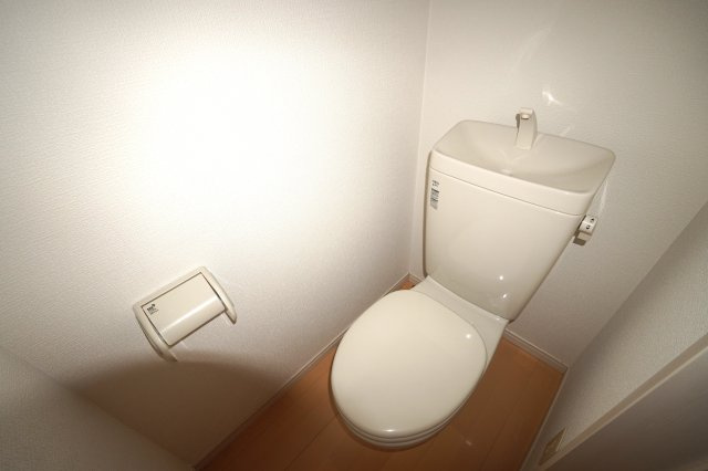 ラコルタ九工大前のトイレ