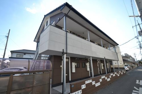 プラドールの外観
