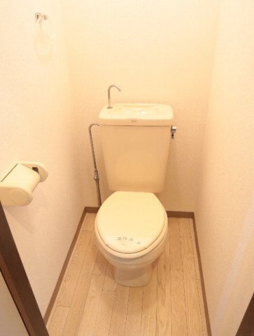 【トイレ】 | パークコート | 清潔感のあるトイレです