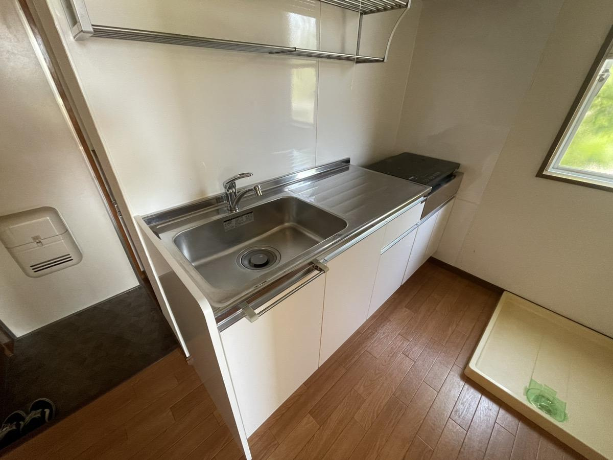 新潟市東区山木戸のアパートのキッチン