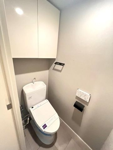 レジディア西麻布のトイレ