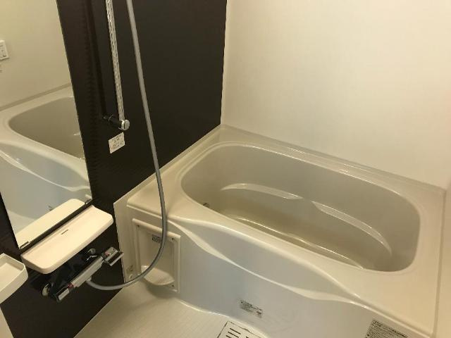 ウールーズの浴室|バス