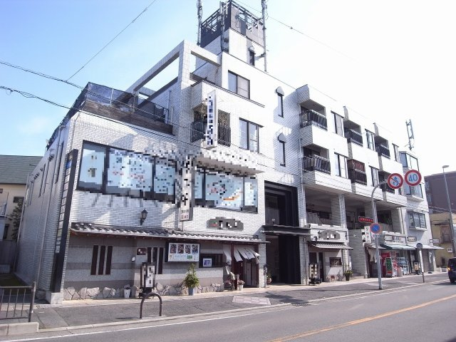 豊中市上野東３丁目の店舗一部