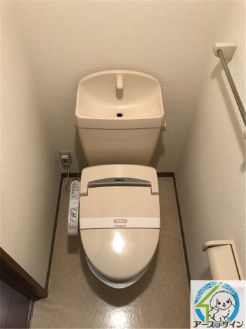 リビングタウン加古川西　Aのトイレ|パース写真