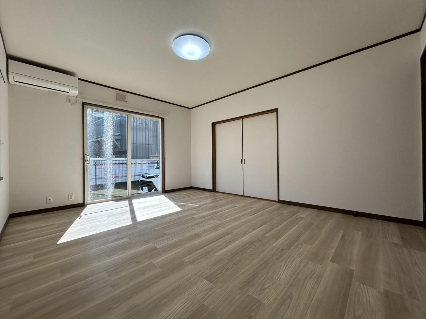愛子中央2丁目戸建の居間・リビング