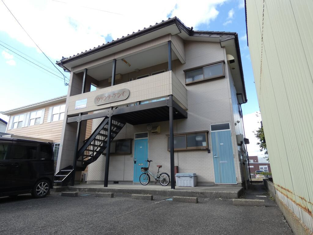 ヴァンテアンＣの外観