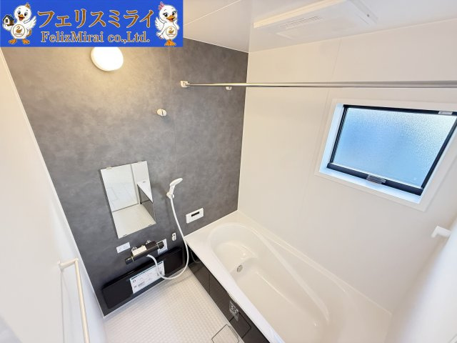 　の浴室