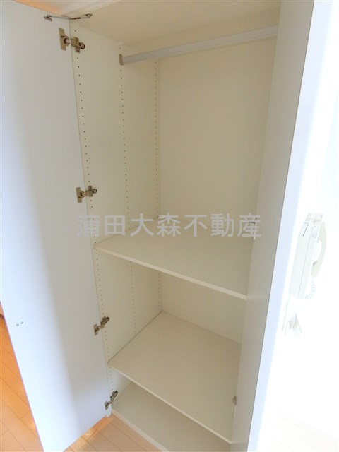 FORTISフォルティス大森の収納|可動式棚板付の収納　使いやすいクローゼット