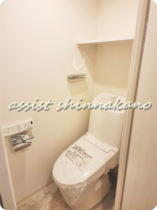オークレスト四谷三栄町のトイレ|別号室の参考写真です