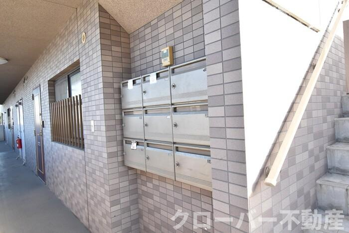 マリベール善通寺のその他共用部分|郵便ポスト