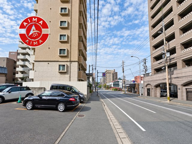 パシフィックコート博多駅南の現況写真|前面道路含む現地の写真です。