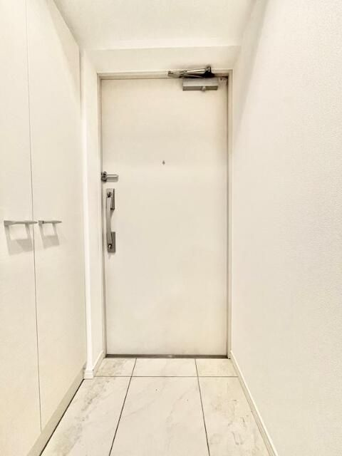 アイル両国参番館の玄関