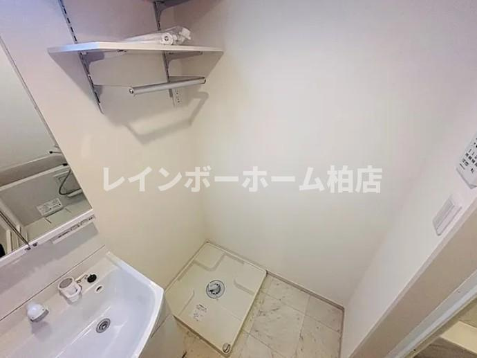 特典：仲介手数料が50％OFFです‼の設備|室内洗濯機置き場です