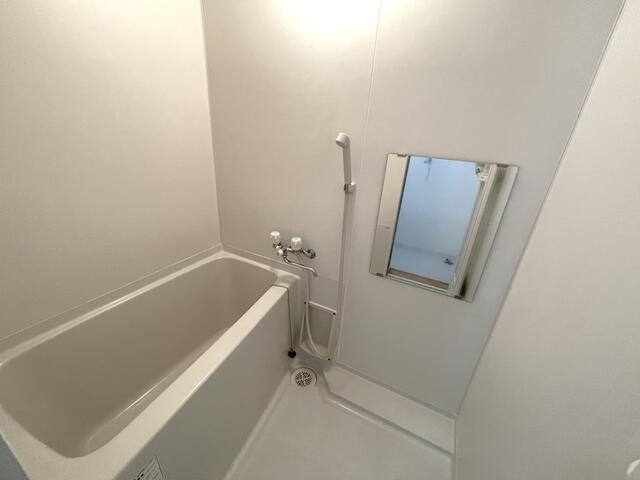 ビューティフルデイズ小山の浴室
