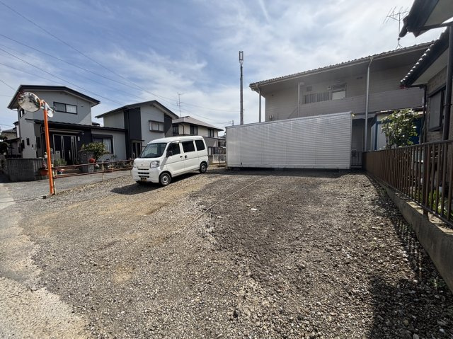 コーポヤブサキの駐車場