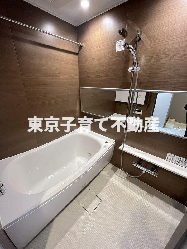 ザ・ライオンズ池袋の浴室