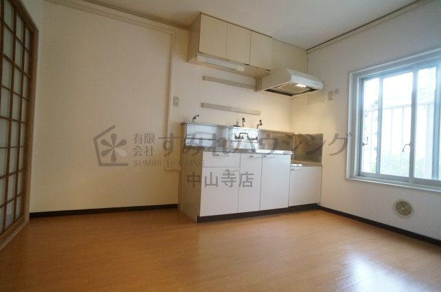 公社　宝塚安倉のキッチン