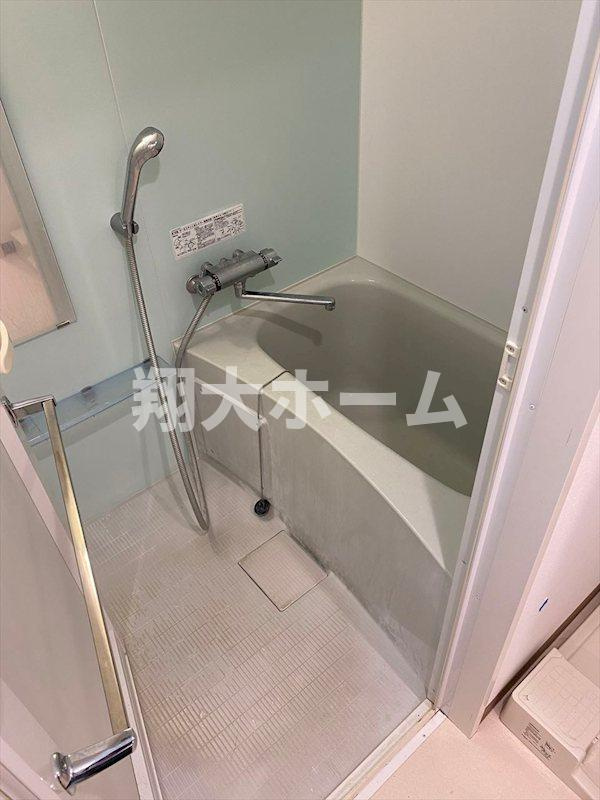 ライジングプレイス綾瀬二番館 の浴室