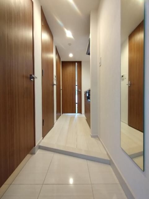 クレイシア板橋本町の玄関