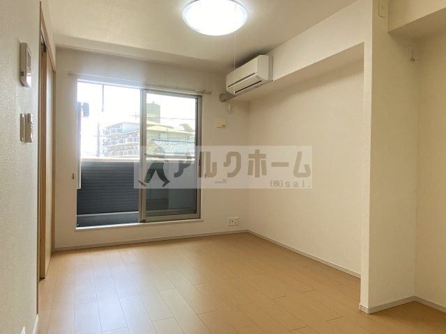 エスポワール（沢田）の居間・リビング