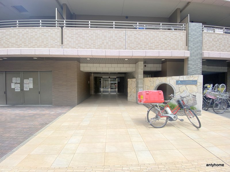サーパス松屋町筋　仲介手数料無料のエントランス