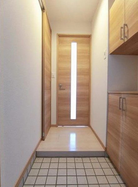 久留米市東町の賃貸マンションの玄関|シンプルで使いやすい玄関です
