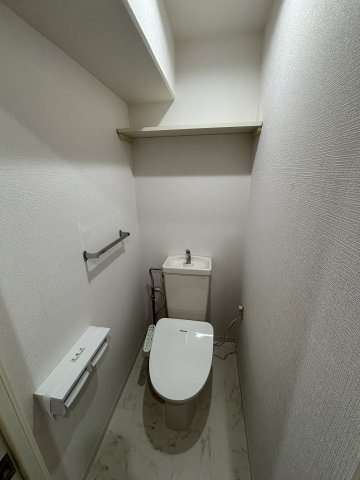 オーシャンビュー参番館のトイレ|同タイプのお部屋となります。