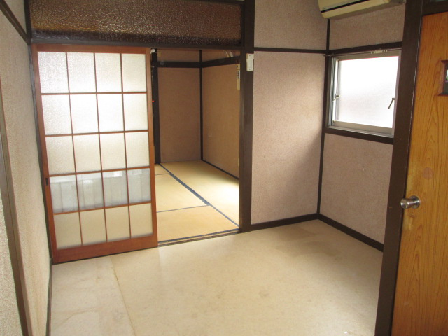 ハウス大松（だいまつ）の和室