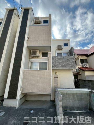 神戸市垂水区川原１丁目のアパートの外観