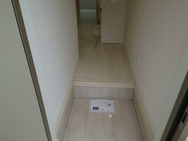 【玄関】