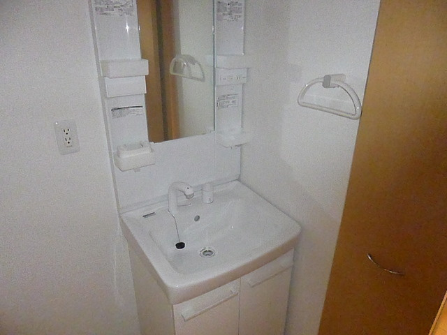 AXIS桜通内山の洗面所|洗髪洗面化粧台
