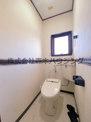 【トイレ】 | 　メゾン深野 | ゆったりとした空間のトイレです
