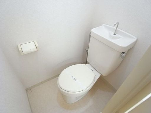 神戸市東灘区住吉山手２丁目のアパートのトイレ